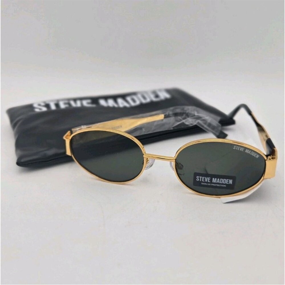 NWT … STEVE MADDEN “Mystie” Sunglasses & pouch